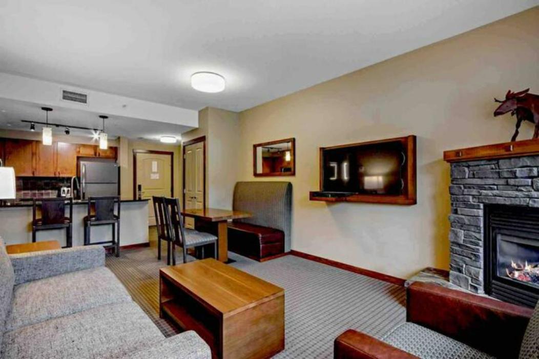 Falcon Crest Lodge 1 Bedroom Condo With Gym & Hot-Tubs & Mountain View Canmore Exterior foto