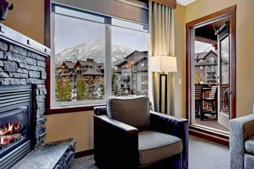 Falcon Crest Lodge 1 Bedroom Condo With Gym & Hot-Tubs & Mountain View Canmore Exterior foto