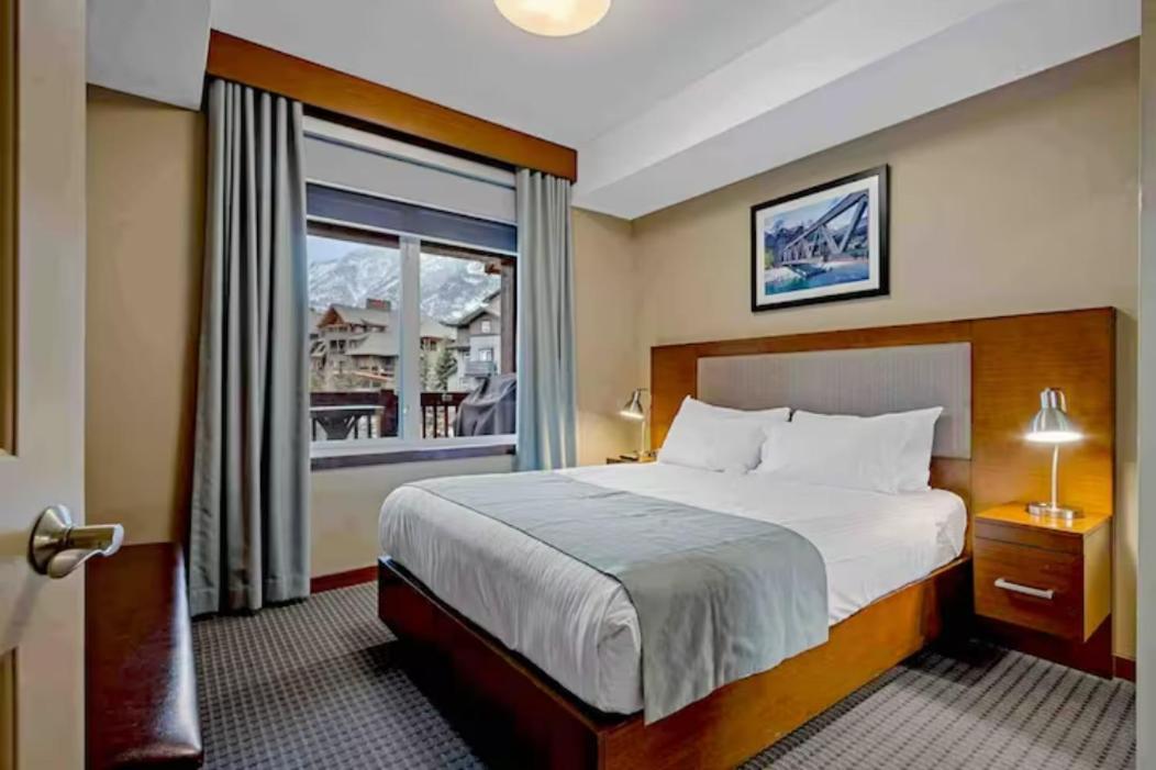 Falcon Crest Lodge 1 Bedroom Condo With Gym & Hot-Tubs & Mountain View Canmore Exterior foto