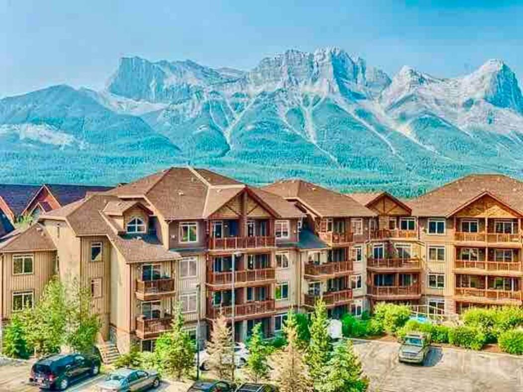 Falcon Crest Lodge 1 Bedroom Condo With Gym & Hot-Tubs & Mountain View Canmore Exterior foto